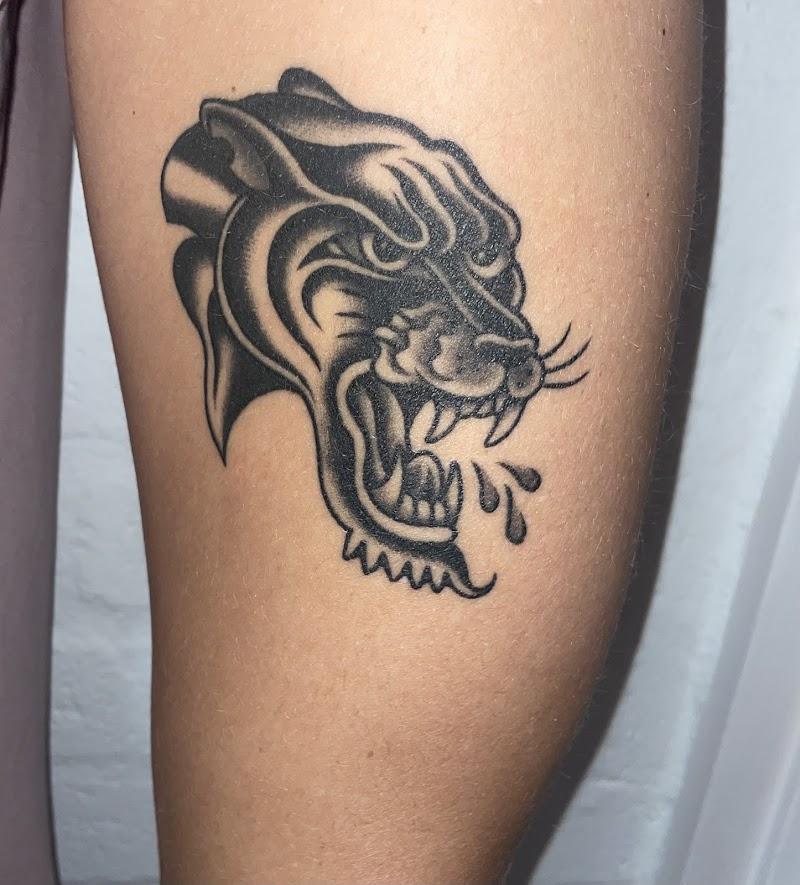 Tomb Tattoo - Photo 3